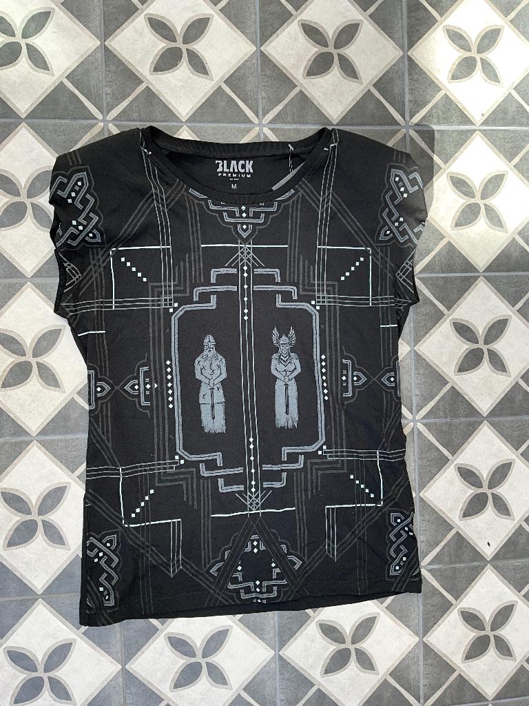Tshirt merk Black Premium Maat M Vikings print, Verzamelen, Tshirt merk Black Premium Maat M Vikings print, Nieuw, Ophalen of Verzenden