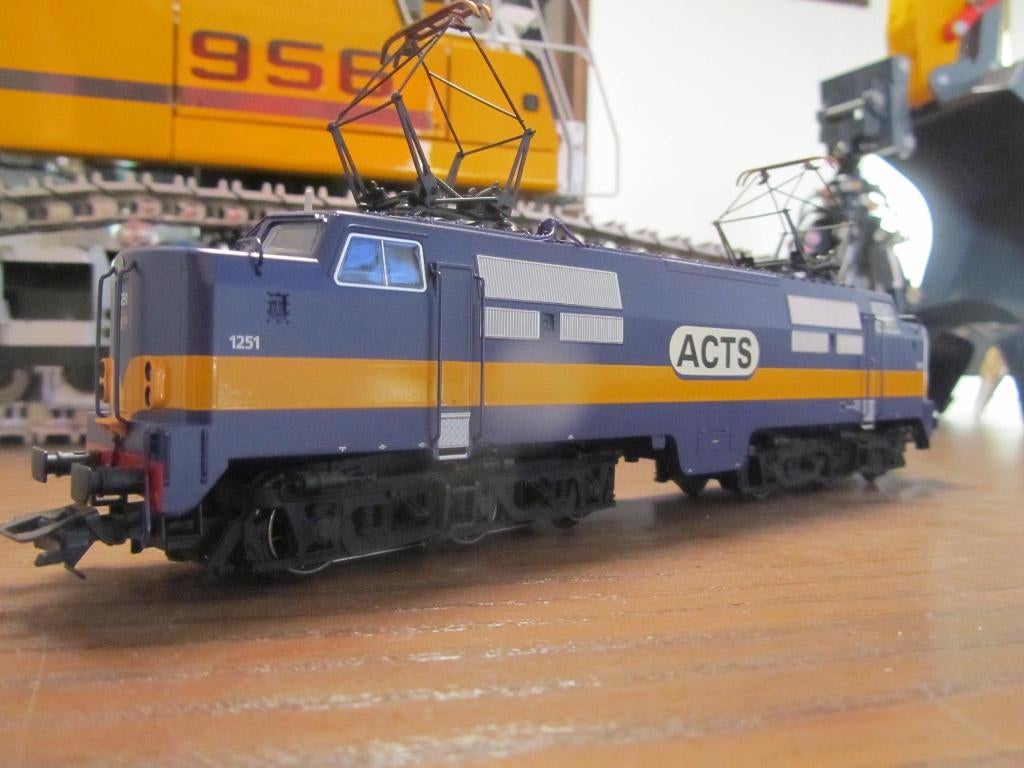 marklin 1200 ACTS  MFX, Hobby en Vrije tijd, Modeltreinen | H0, Wisselstroom, Locomotief, Nieuw, Ophalen of Verzenden