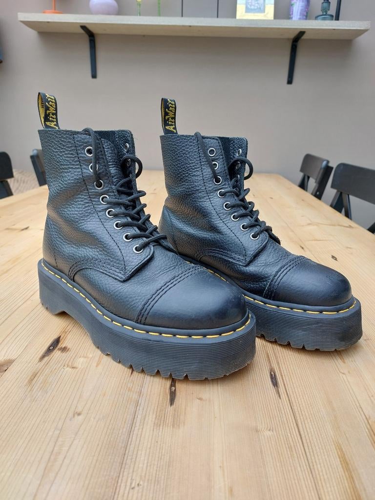 Dr. Martens Sinclair, Kleding | Dames, Schoenen, Zo goed als nieuw, Hoge laarzen, Zwart, Ophalen of Verzenden
