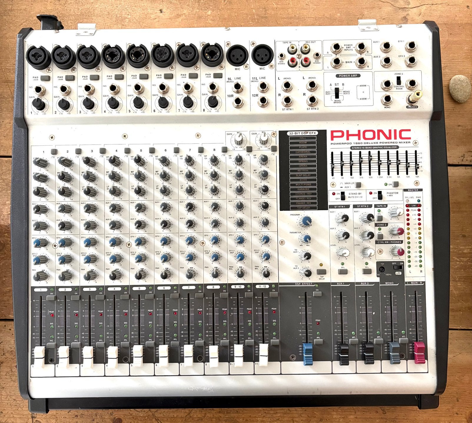 Phonic Powerpod 1860 Deluxe powermixer, Muziek en Instrumenten, Mengpanelen, Ophalen of Verzenden, Gebruikt, 10 tot 20 kanalen