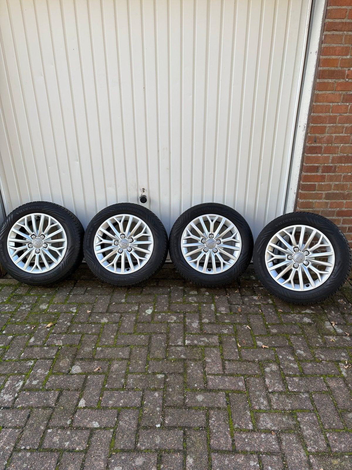 Audi 16 inch velgen met Vredestein All Season banden, Ophalen, Gebruikt, 16 inch, Banden en Velgen