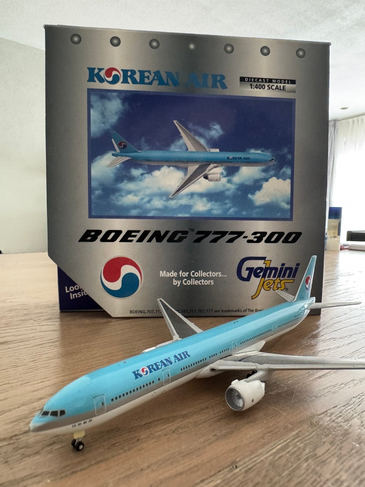 Gemini Jets Korean Air 777-300, Overige merken, 1:200 of kleiner, Ophalen of Verzenden, Zo goed als nieuw