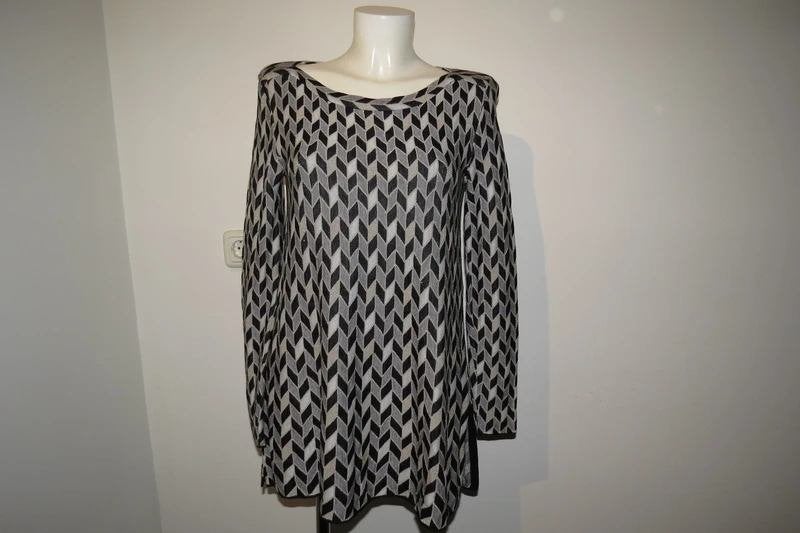 Marccain trui tuniek apart motief gouden draad glinster N3