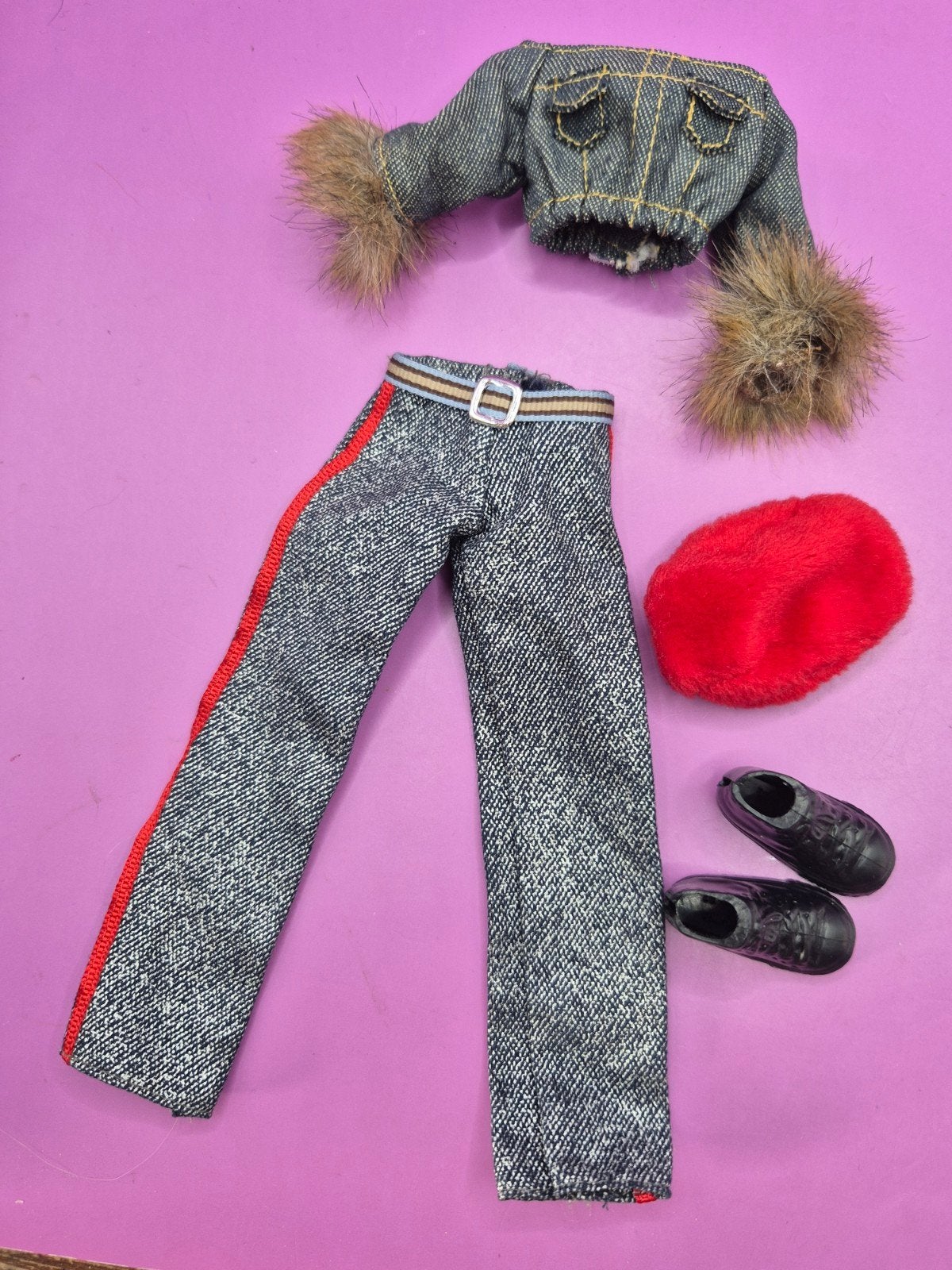 Barbie pop outfit mattel flavas, Ophalen of Verzenden, Zo goed als nieuw