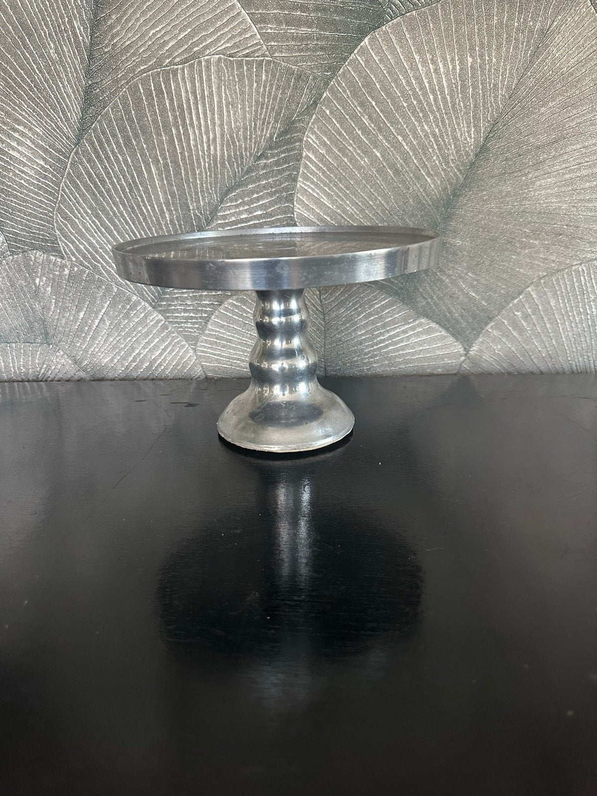 Zilverkleurige metalen etagere/presenteerstandaard, Gebruikt, Ophalen of Verzenden, Zilver, Metaal