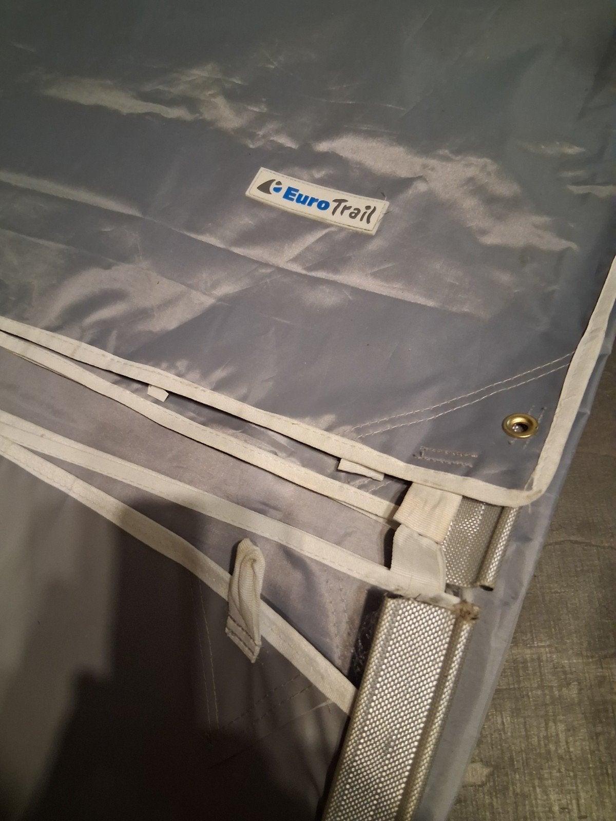 Eurotrail schuifluifel diep 240cm, Lengte pees 590cm, Caravans en Kamperen, Ophalen of Verzenden