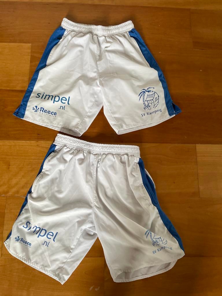 Twee Kampong sportbroekjes maat 164, Ophalen of Verzenden, Gebruikt, Kleding
