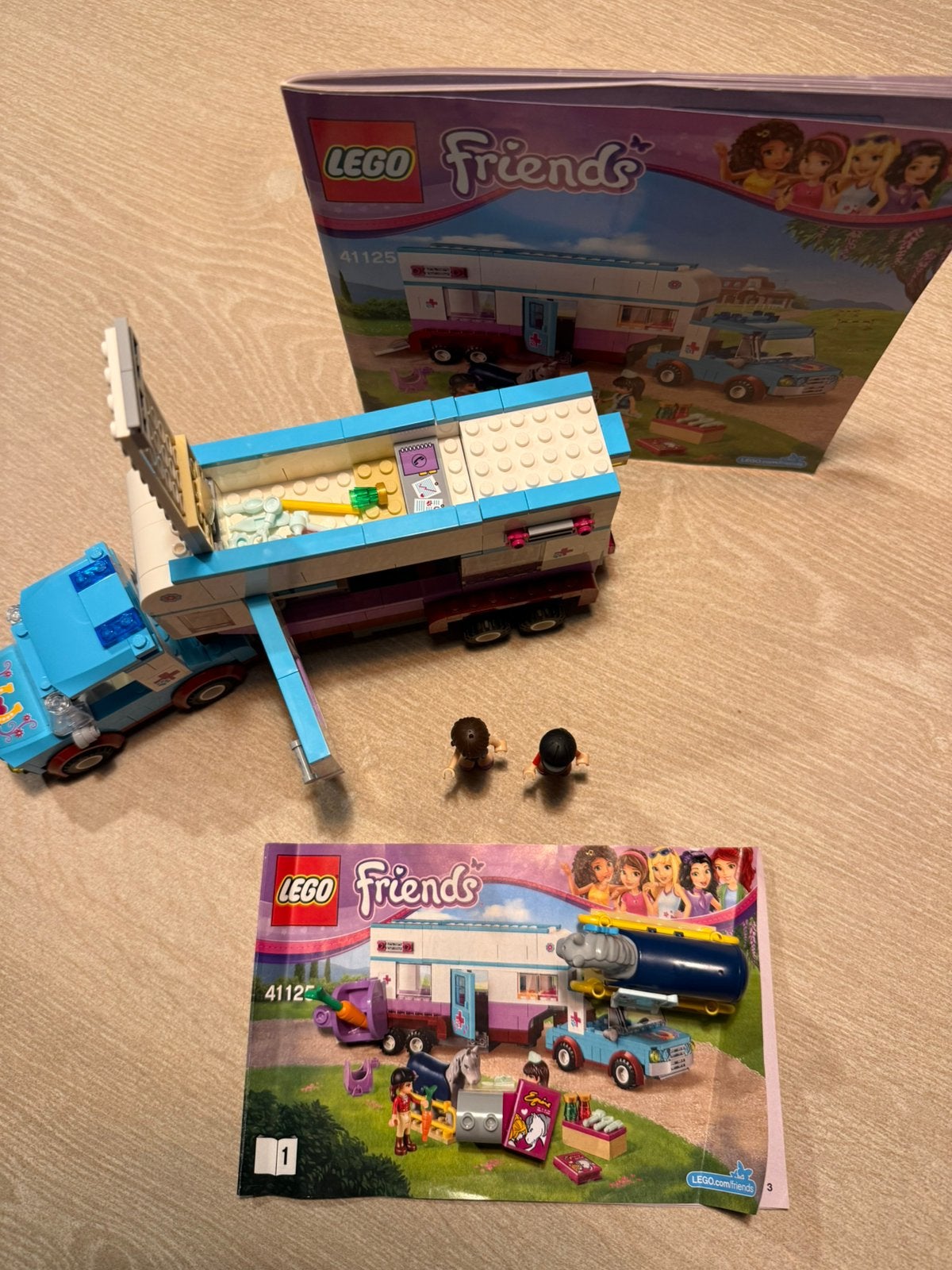 Foto 6 van Grote LEGO Friends & Disney Princess bundel alles in 1 koop!