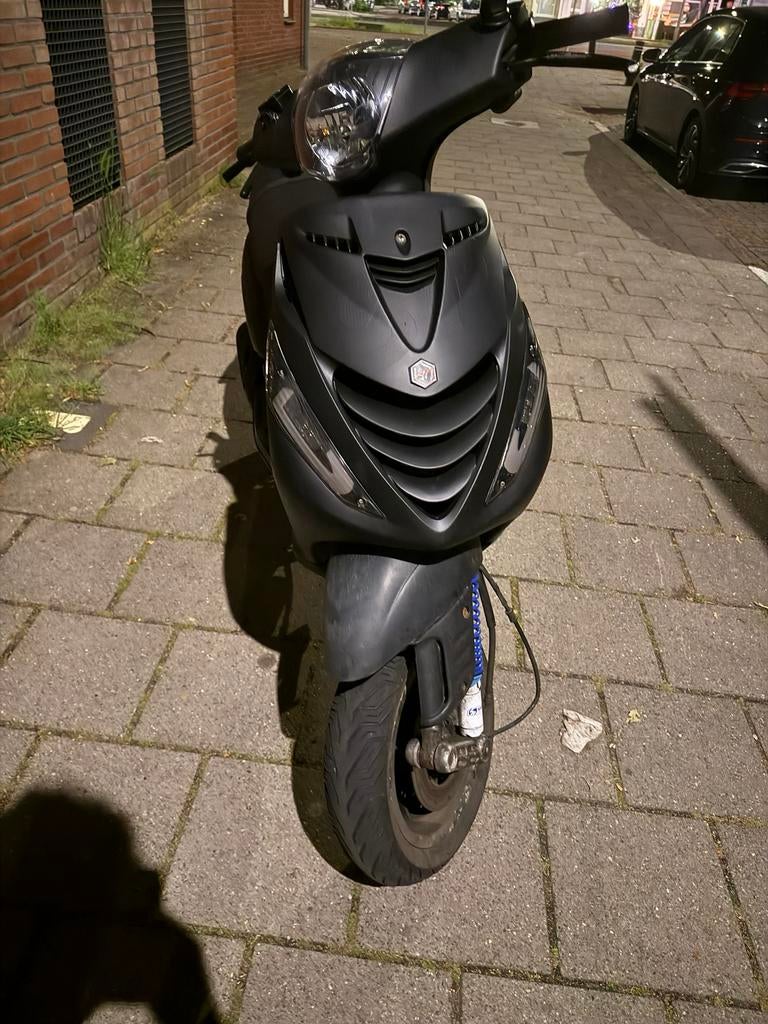 Originele Sp Voorvork, Fietsen en Brommers, Scooters | Piaggio, Zo goed als nieuw, Zip, Benzine, Ophalen of Verzenden