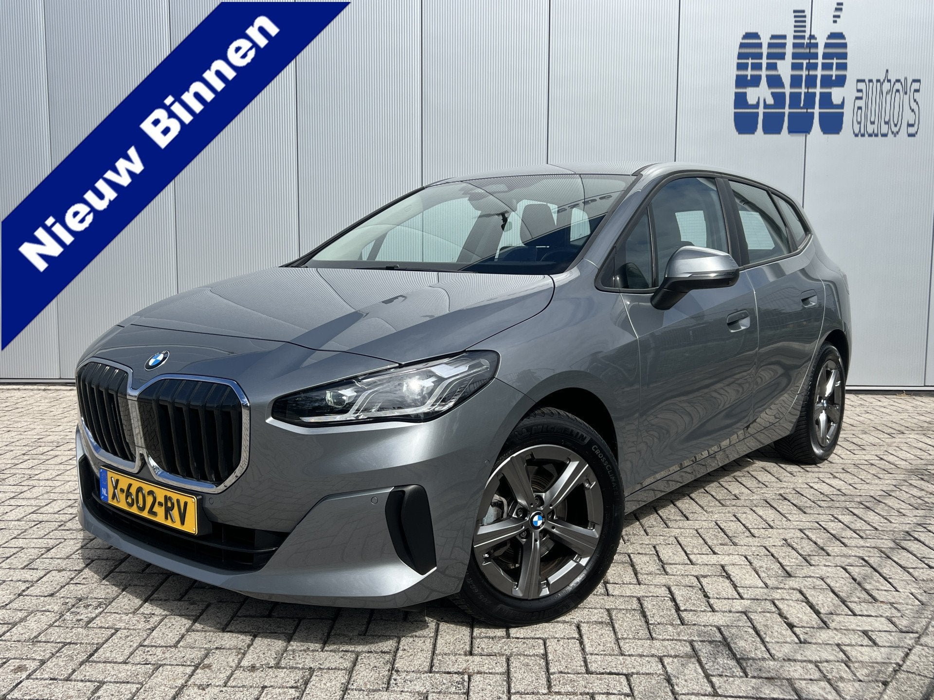 BMW 2 Serie 218i Automaat Premium Navigatie Prof Live Cockpi, Auto's, Dealer onderhouden, Gebruikt, Met garantie (alle), 1445 kg