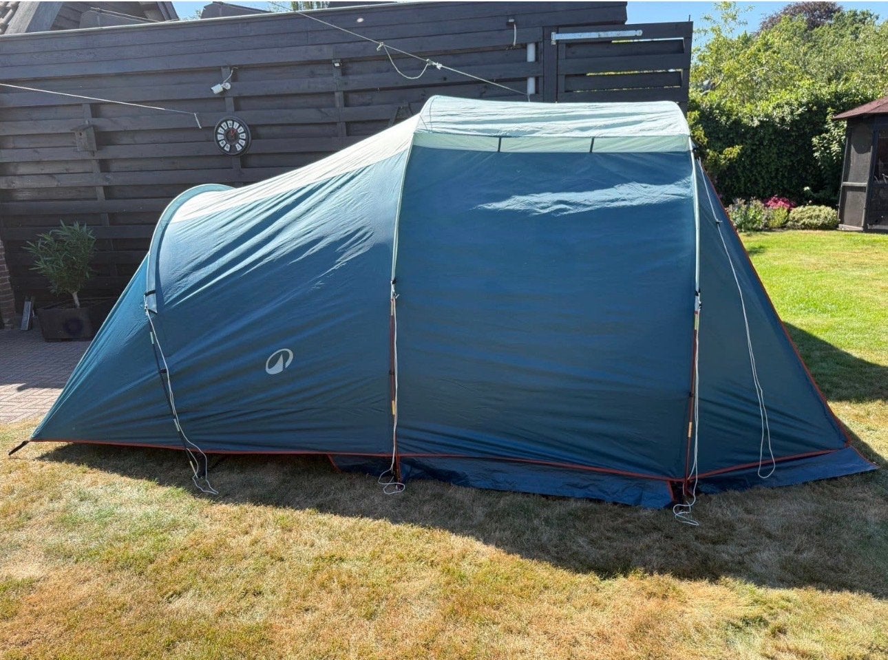 Quechua Arpenaz Family 4.1 Tent - Slechts één keer gebruikt, Ophalen of Verzenden, Zo goed als nieuw, Tot en met 4