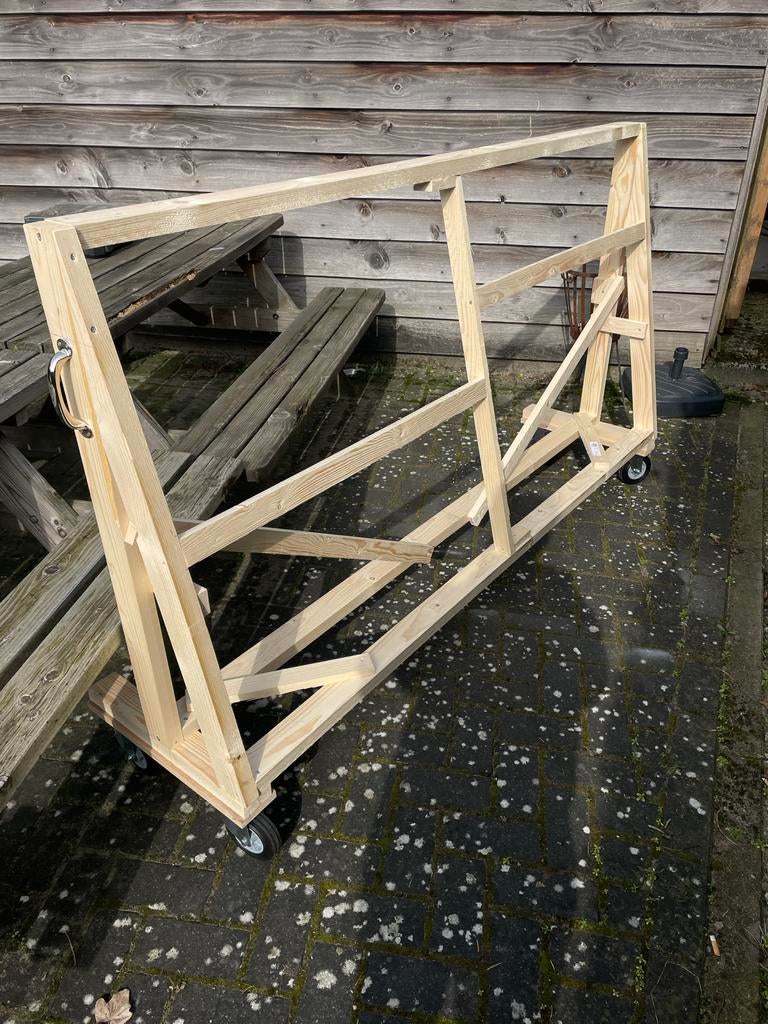 Houten frame op wieltjes met handvaten, Ophalen, Zo goed als nieuw