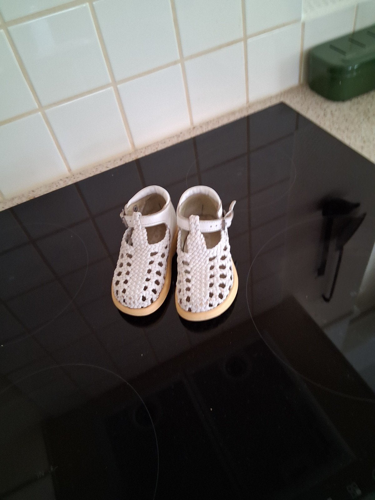 brocante baby schoentjes, Ophalen of Verzenden, Zo goed als nieuw, Meisje, Schoentjes