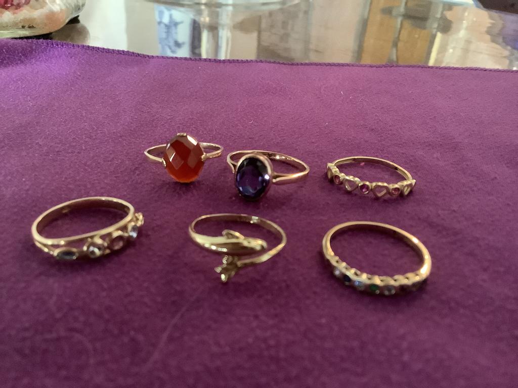 14 kr gestempelde Gouden Dames ringen met edelstenen M 17/18, Sieraden, Tassen en Uiterlijk, Ringen, Overige kleuren, Verzenden