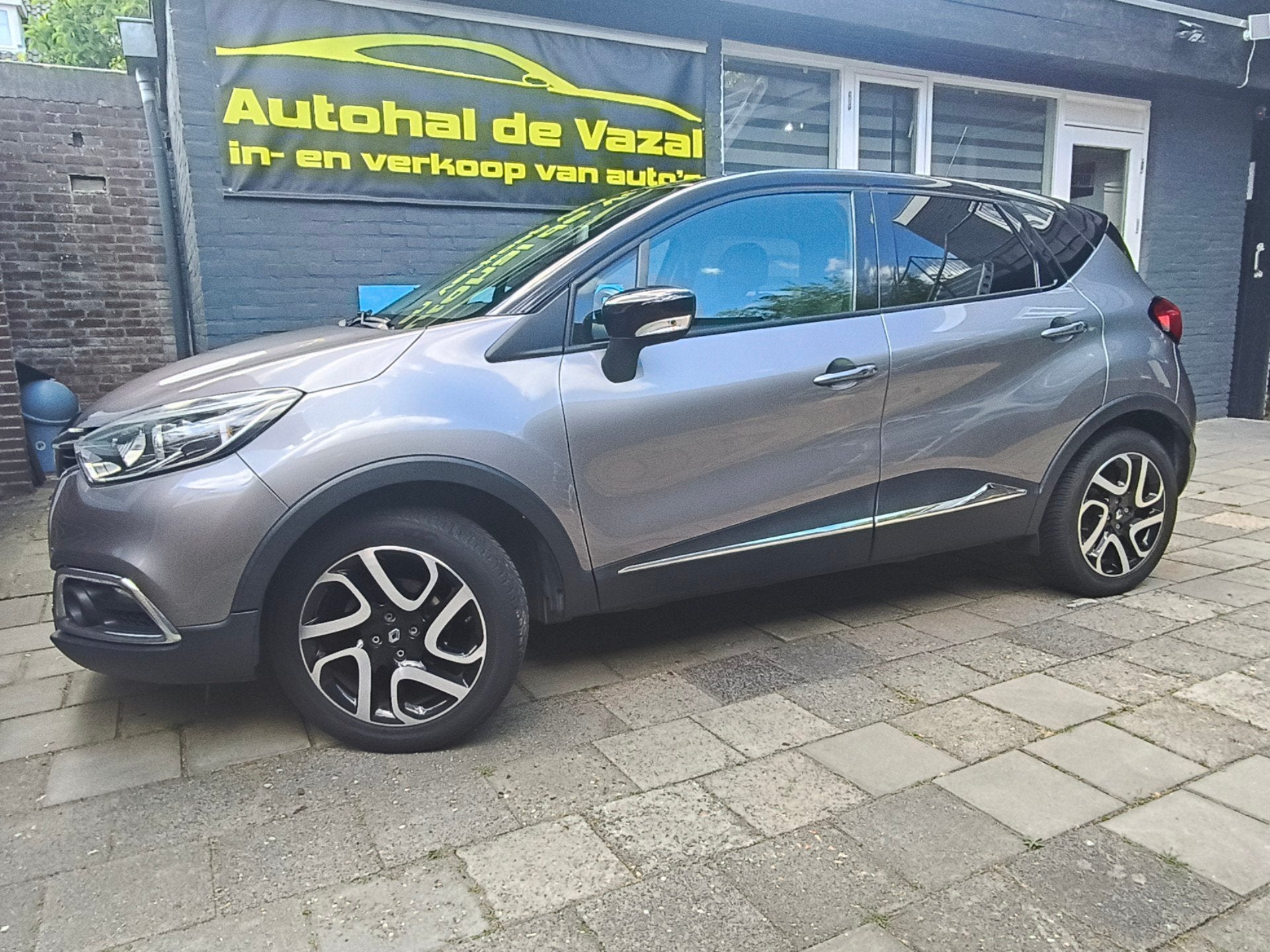 Renault Captur 0.9 TCe Dynamique camera cruise zgan, Voorwielaandrijving, Stof, Gebruikt, 49 €/maand