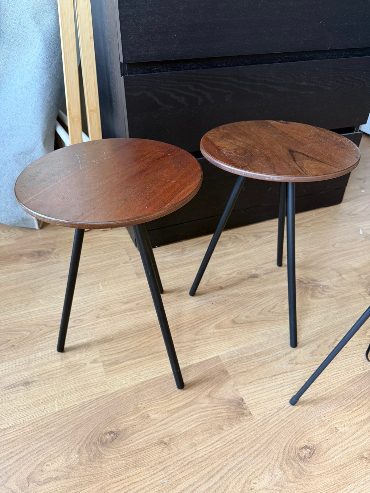 Bijzettafel H&M Home (2x), Huis en Inrichting, Ophalen, Minder dan 55 cm, Gebruikt, Rond