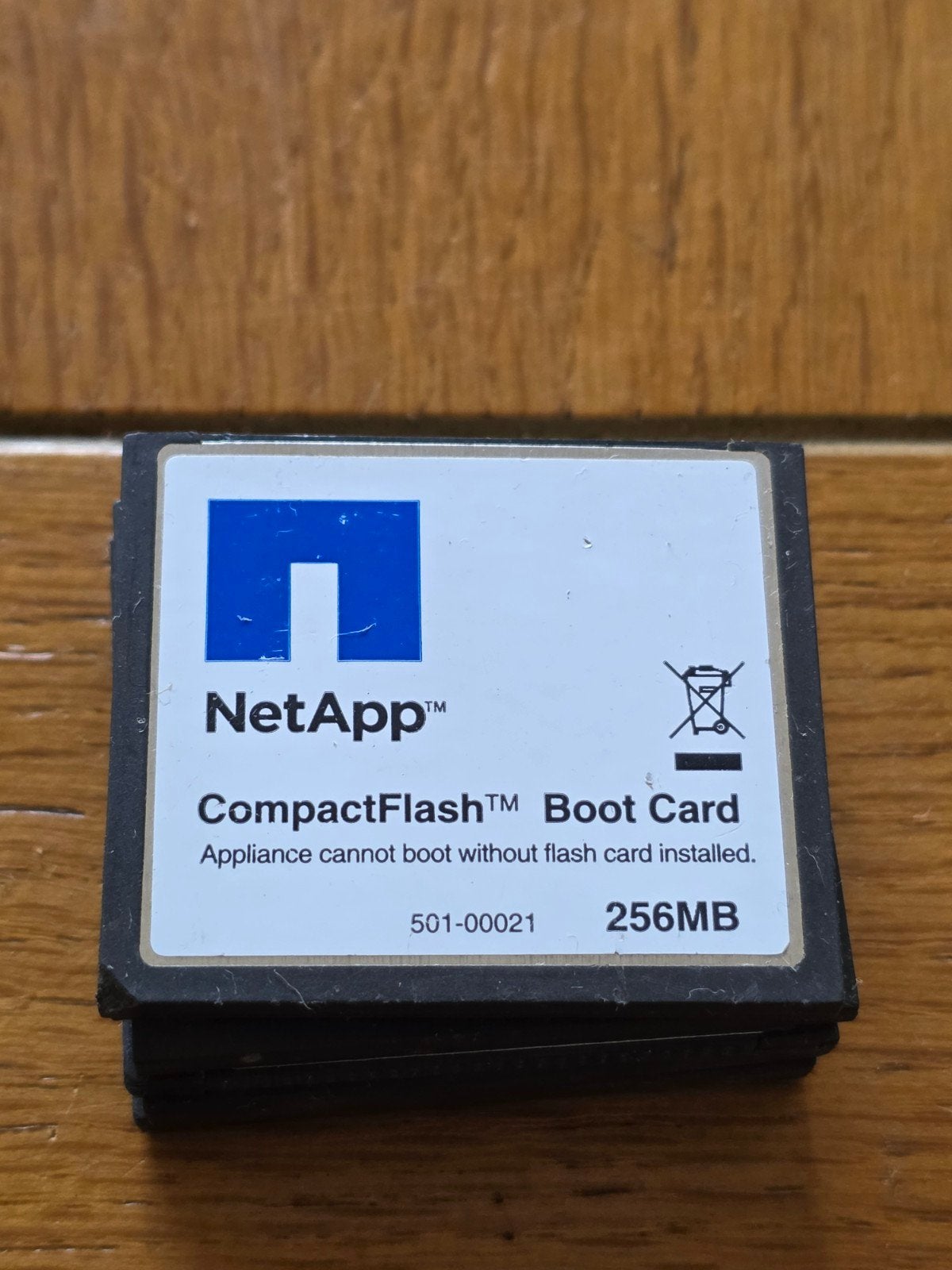 NetApp CompactFlash Boot Card 256MB 501-00021, Gebruikt, Minder dan 2 GB, Ophalen of Verzenden, Fotocamera