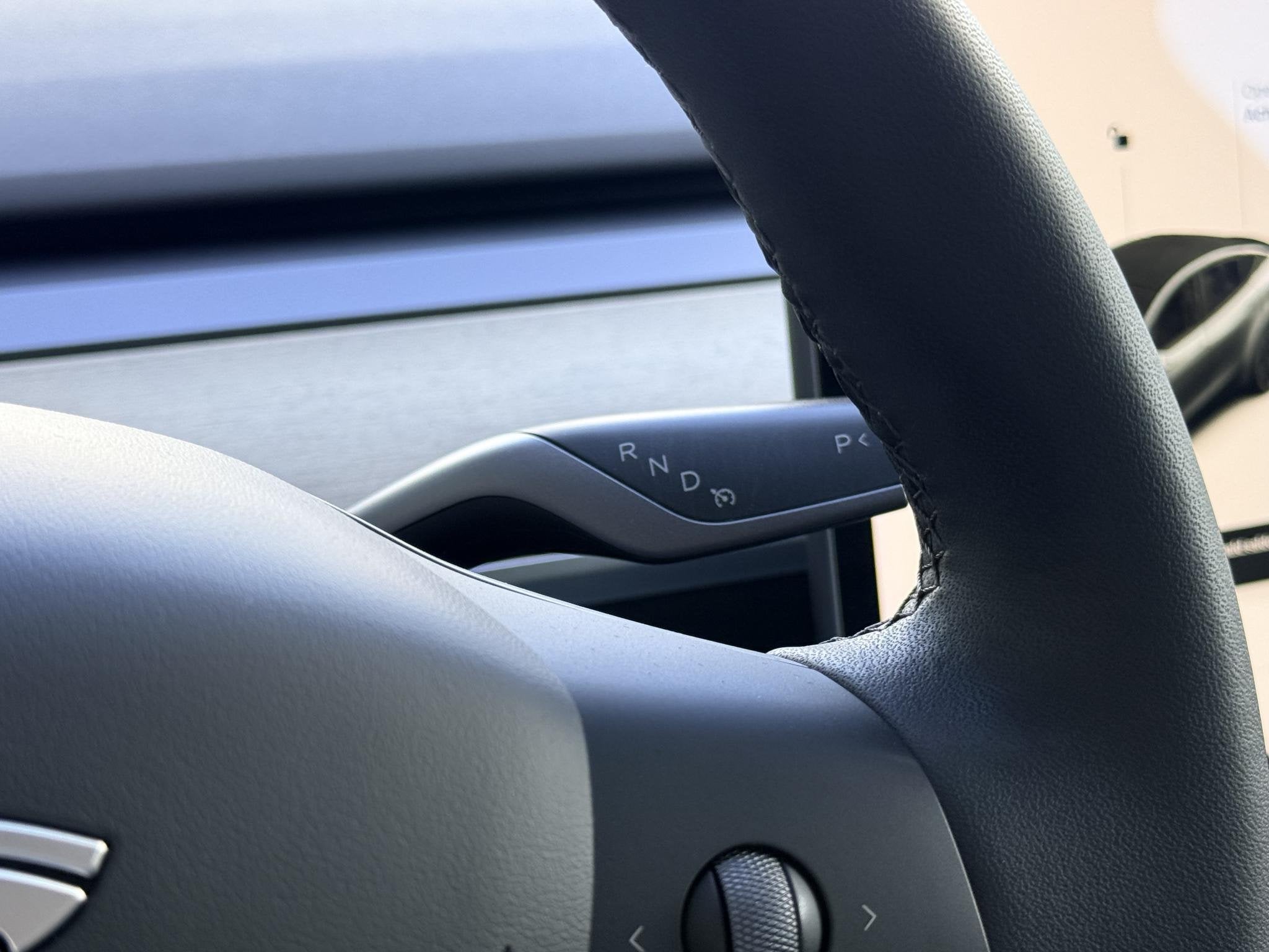 Foto 20 van Tesla Model Y Long Range AWD 75 kWh NL-AUTO | PANODAK | LEDE