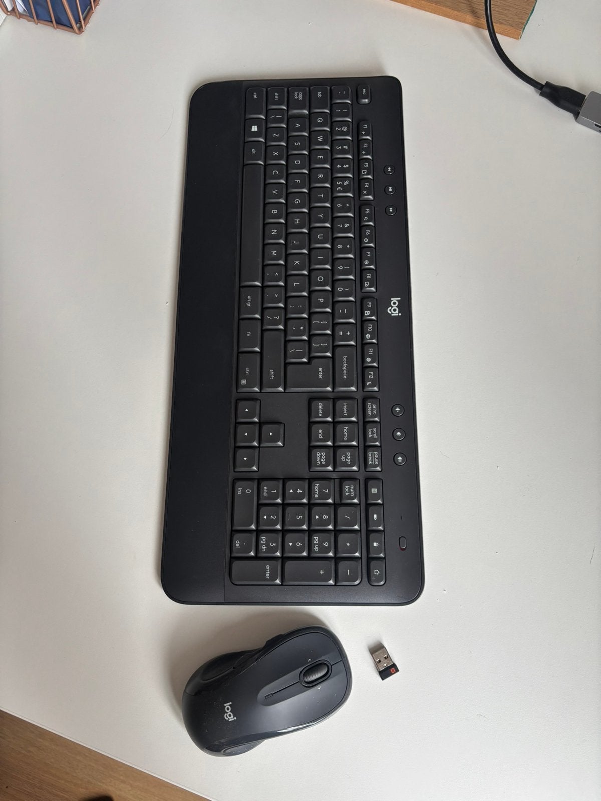 Logitech MK545 Draadloze Toetsenbord en Muis set, Computers en Software, Toetsenborden, Multimediatoetsen, Ophalen of Verzenden