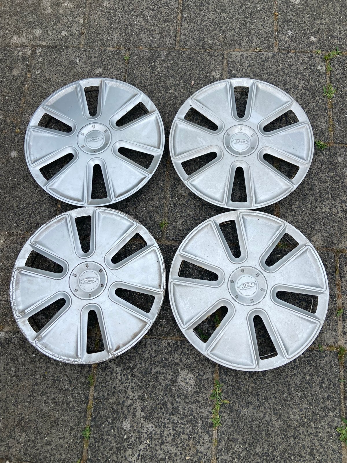 Set van 4 Ford wieldoppen 14 inch 6S61-1130-AA, Auto diversen, Wieldoppen, Ophalen of Verzenden, Gebruikt