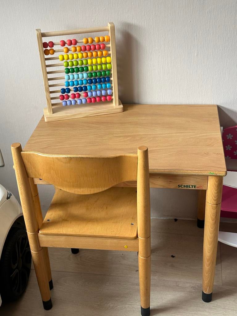 Oude school tafel en stoel, Kinderen en Baby's, Ophalen of Verzenden, Gebruikt, Tafel(s) en Stoel(en)