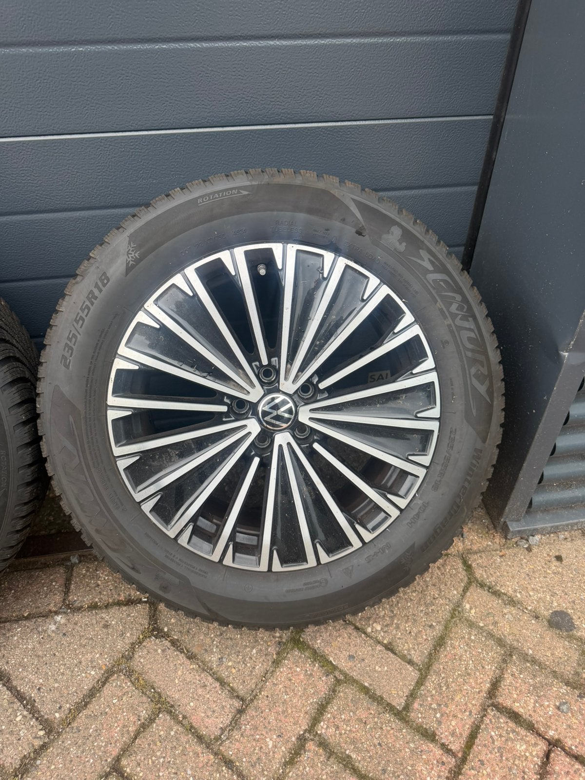 Volkswagen tiguan / tayron winterset, Auto-onderdelen, 215 mm, Banden en Velgen, Nieuw, Winterbanden
