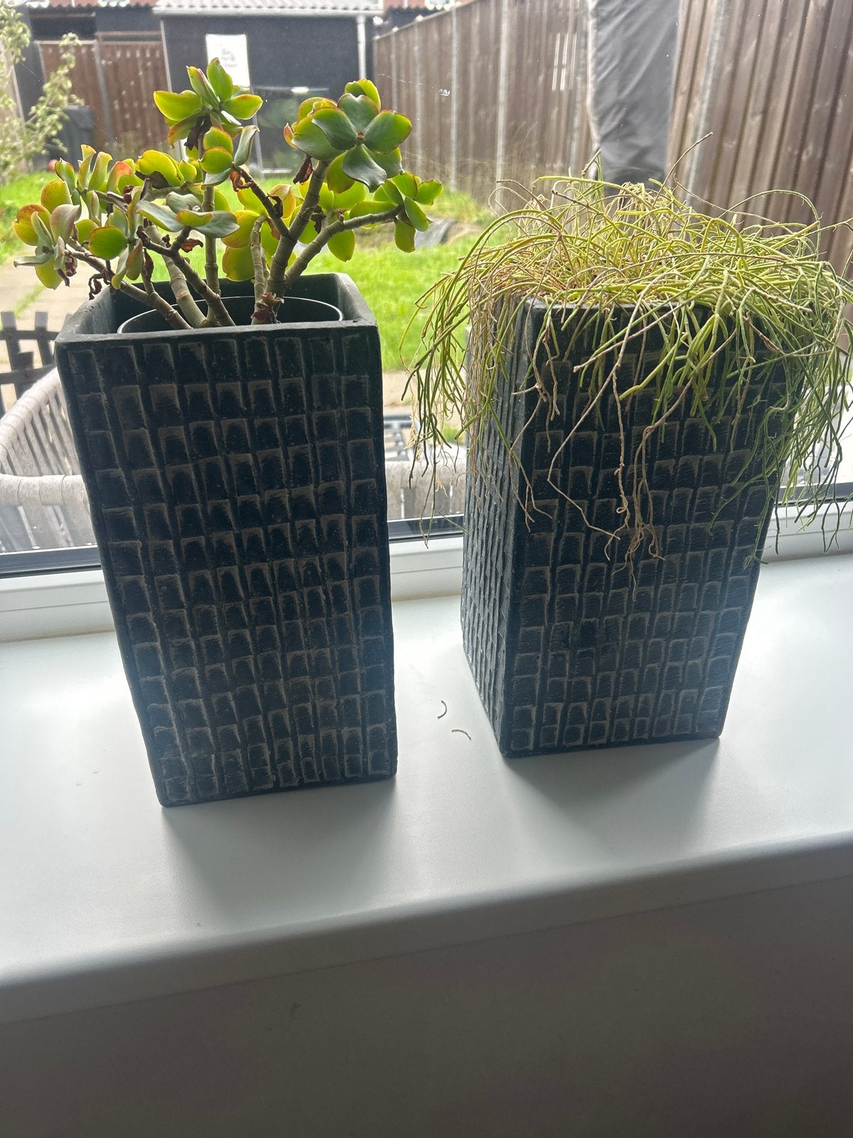 Set van 2 donkere bloempotten, 30,5 cm hoog, Ophalen, Overige materialen, Gebruikt, Minder dan 60 cm