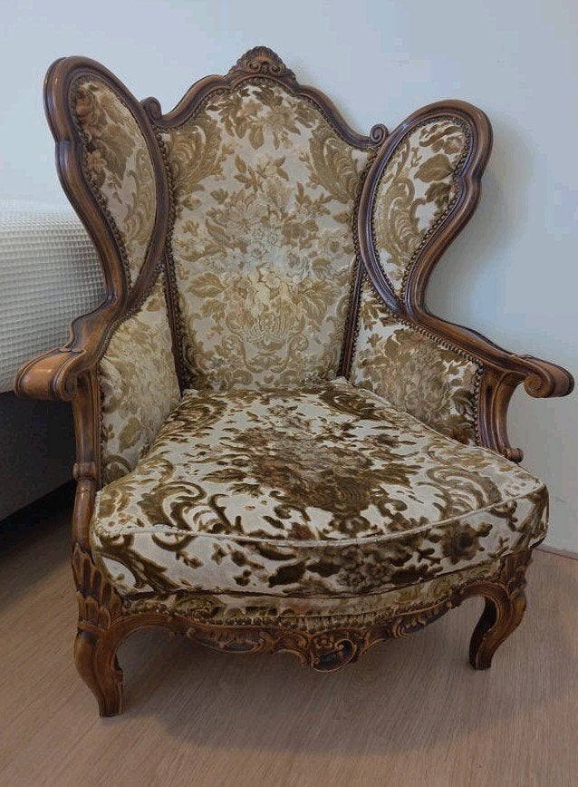 Antieke fauteuil / stoel, Ophalen