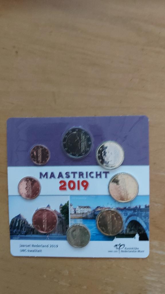 munten jaarset 2019 Maastricht, Ophalen of Verzenden, Koningin Beatrix, Euro's, Setje