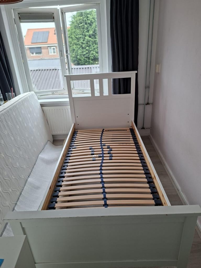 Ikea Hemnes bed, Huis en Inrichting, Gebruikt, Eenpersoons, Wit, Ophalen of Verzenden
