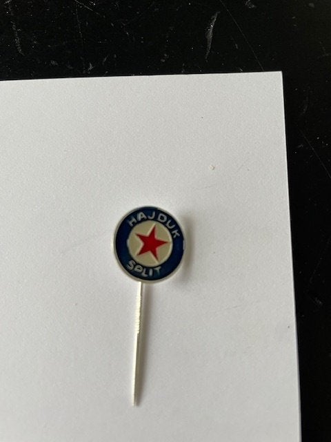 Hajduk Split voetbal speldje, Ophalen of Verzenden, Zo goed als nieuw, Overige onderwerpen