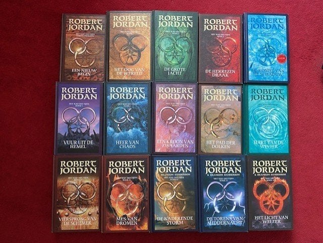 ROBERT JORDAN HET RAD DES TIJDS DE COMPLETE SERIE IN GOEDE S, Ophalen of Verzenden