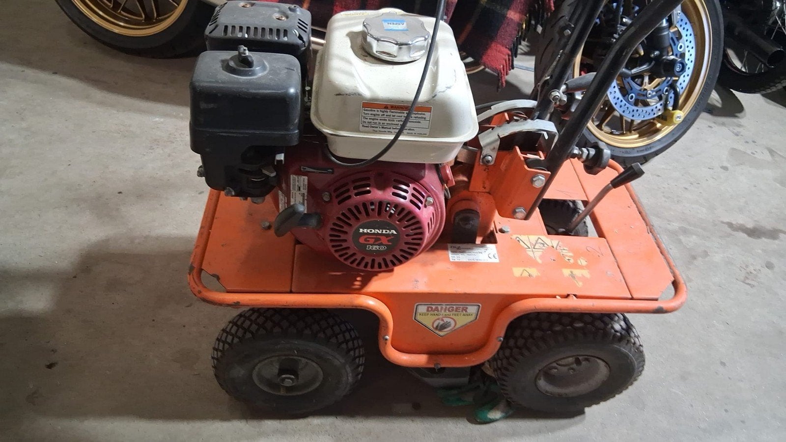 Gazon zodensnijder te koop!, Ophalen, Gebruikt, Overige soorten, Honda.