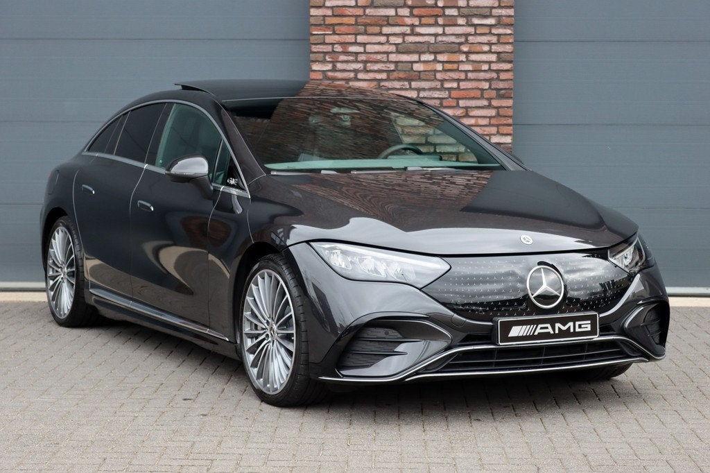 Mercedes-Benz EQE 300 AMG Line 90 kWh | Airmatic | Distronic, Auto's, Mercedes-Benz, 12 maanden, Achterwielaandrijving, Zwart