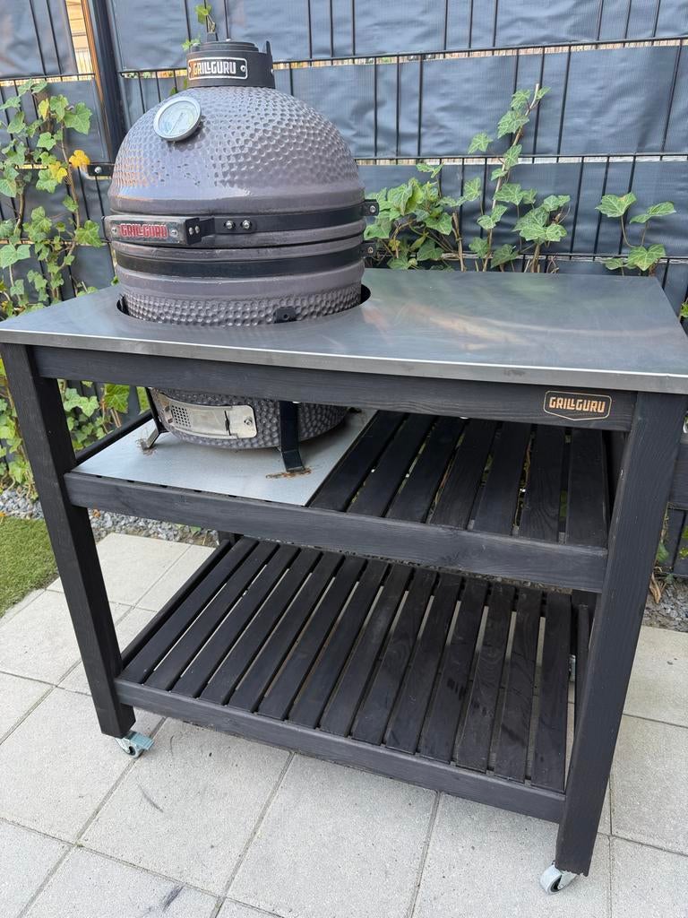 BBQ Grill Guru Compact met tafel compleet + regenhoes, Ophalen of Verzenden, Gebruikt