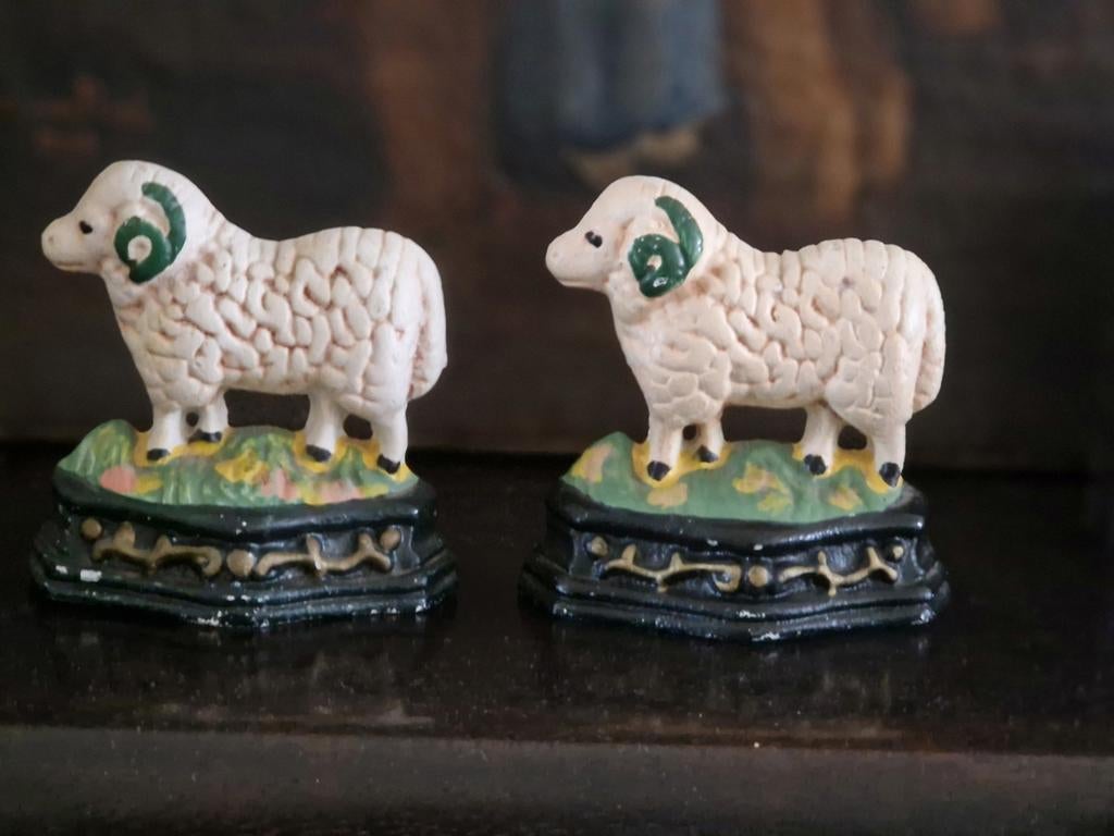 2 Brocante gietijzeren deurstoppers - model schaapje, Antiek en Kunst, Ophalen