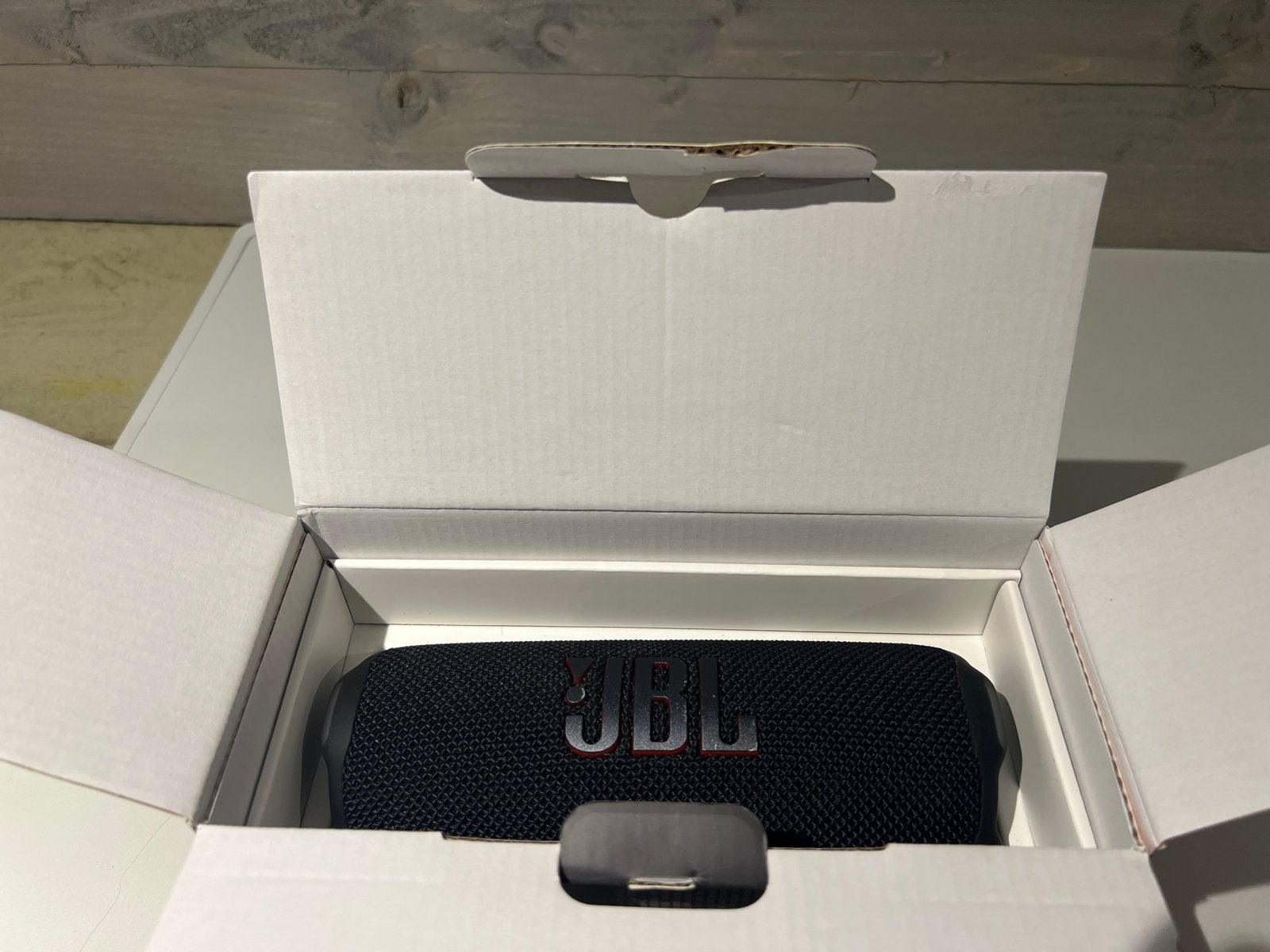 Foto 3 van JBL Flip 7 Bluetooth Speaker - Nieuw in Doos