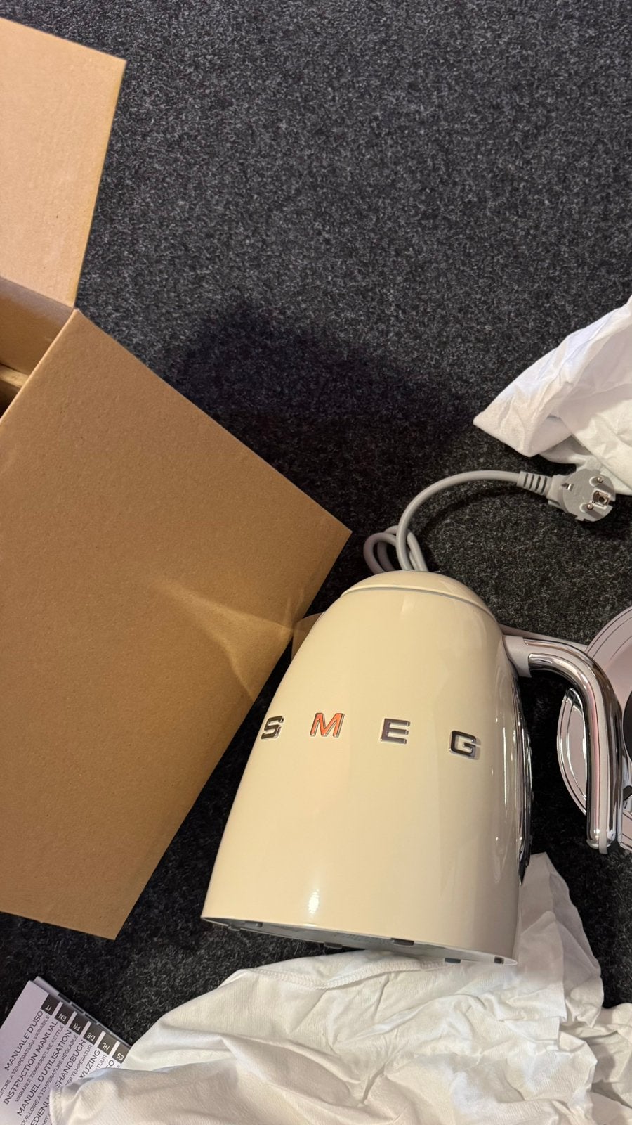 Nieuw SMEG Waterkoker Variabele Temperatuur - 1,7 L, 1 tot 2 liter, Ophalen of Verzenden, Nieuw, Rvs