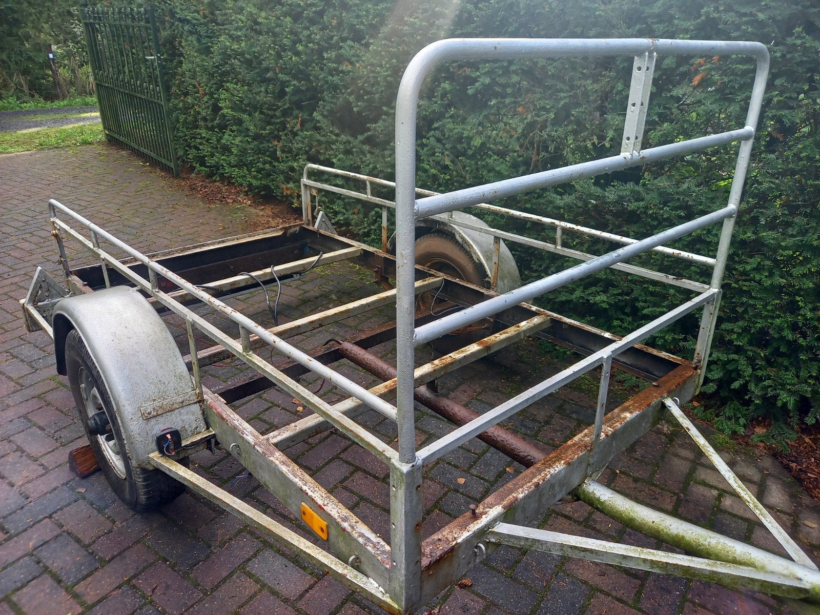 Aanhanger 225x125 zonder hout (opknapper), Auto diversen, Ophalen