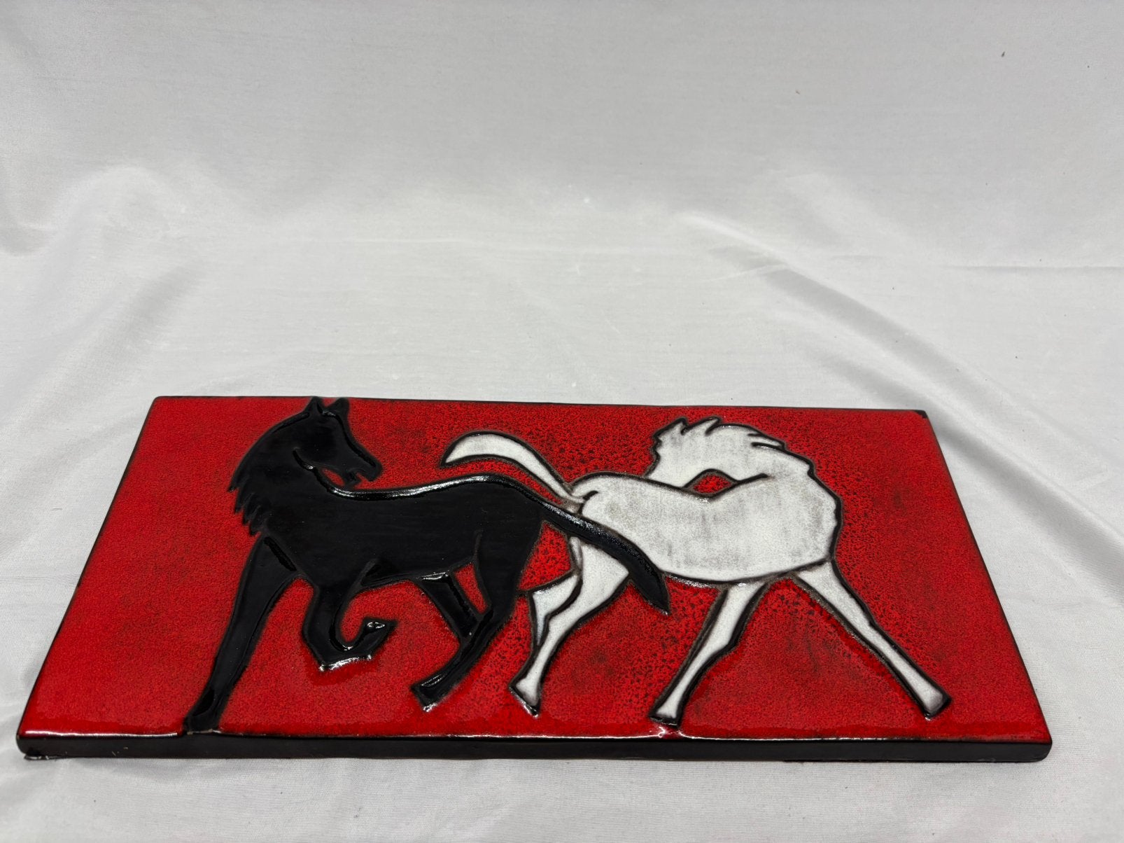 Vintage West-Germany keramische wandplaat paarden Fat Lava, Antiek en Kunst, Ophalen of Verzenden