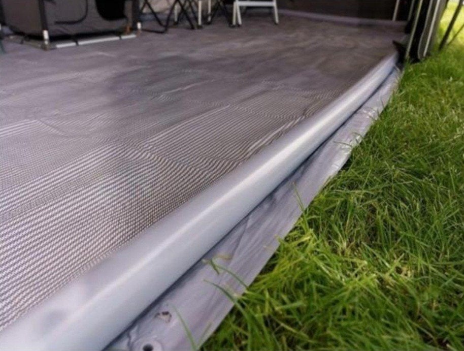 Grondzeil met opblaasbare rand 3x 5 mtr, Steen of Klei, Zwart, Ophalen of Verzenden, Zo goed als nieuw