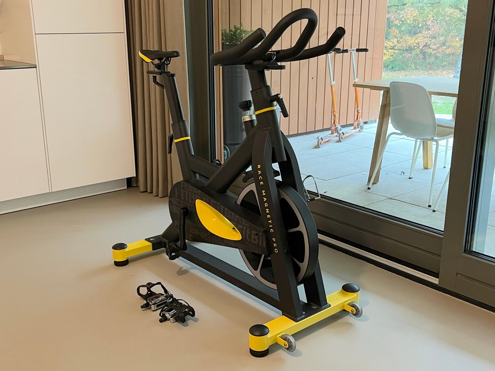 Fitbike Race Magnetic Pro Spinningfiets, Z.G.A.N.!, Ophalen, Spinningfiets, Zo goed als nieuw, Metaal