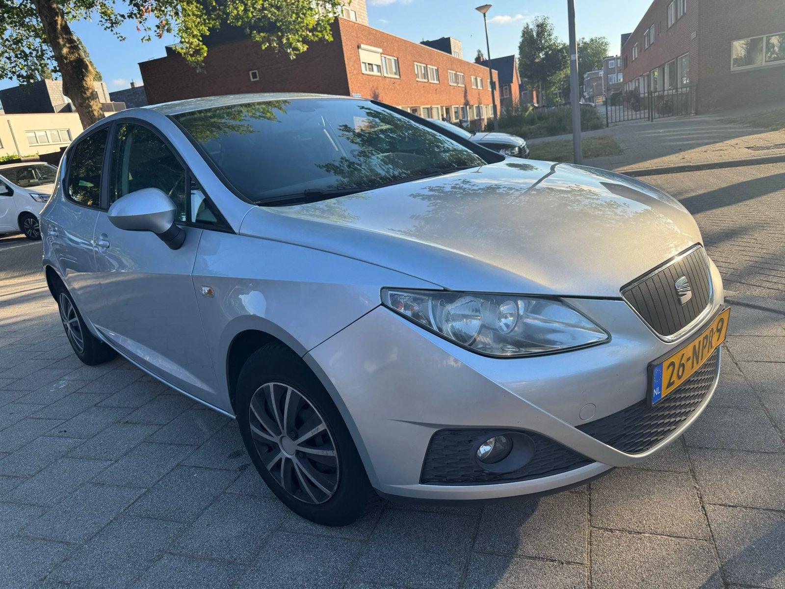 Seat Ibiza 1.2 TDI 55KW Ecomotive 2010 Grijs Clima PDC, Auto's, Seat, Voorwielaandrijving, 74 pk, 1199 cc, 96 €/maand
