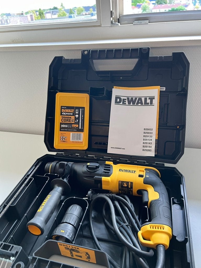 DeWalt Combihamer (800W) in TSTAK koffer + SDS borenset!, 600 watt of meer, Boor- en/of Breekhamer, Nieuw, Ophalen of Verzenden