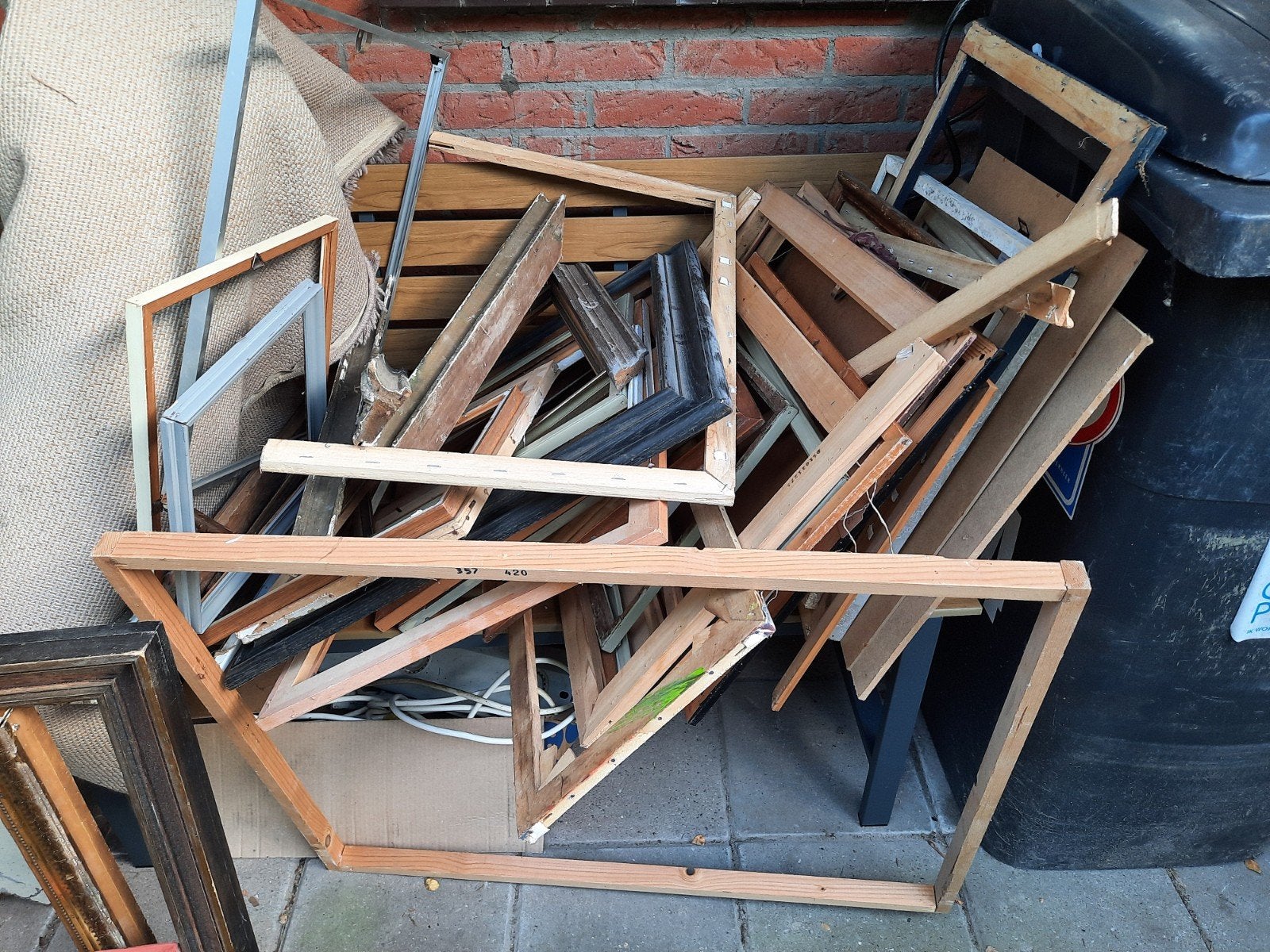 Diverse fotolijsten en schilderijlijsten, Huis en Inrichting, Bruin, Gebruikt, Ophalen of Verzenden, Fotolijst