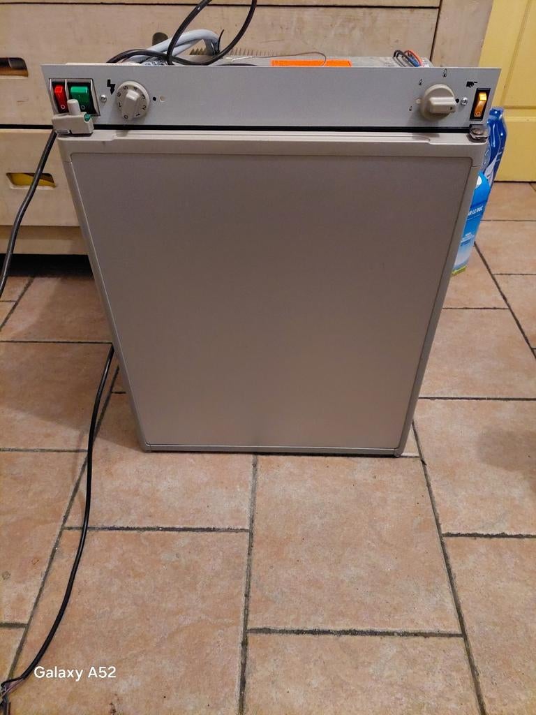 Dometic RM-4211 absorptie inbouw camper boot koelkast, Ophalen of Verzenden, Kombuis en Sanitair