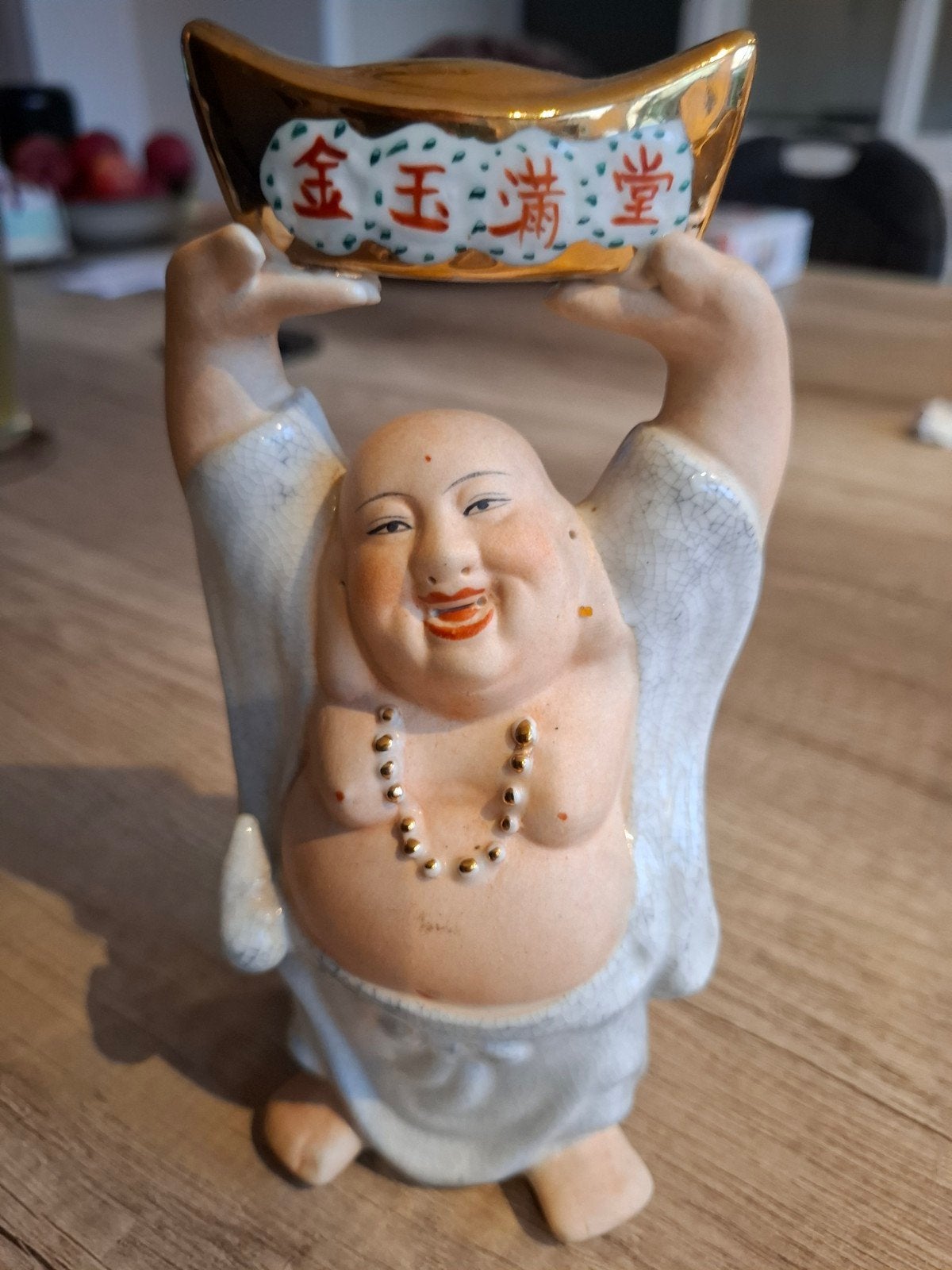 Lachende Boeddha beeldje met goudklomp, Ophalen of Verzenden, Gebruikt, Religie