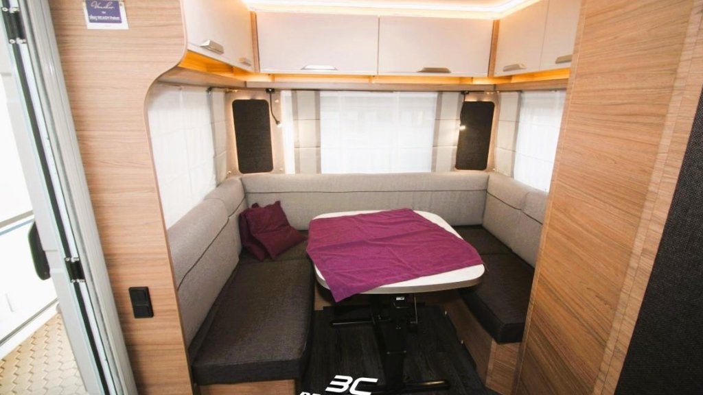Foto 3 van Knaus Sport E-Power Selection 500 EU ENKEL BED VLOERVERWARMI