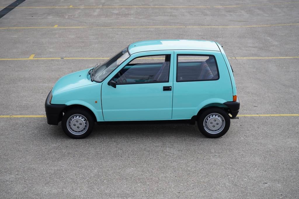 Fiat Cinquecento 900 Young met 9.269 km, Auto's, Voorwielaandrijving, Stof, Gebruikt, 4 cilinders