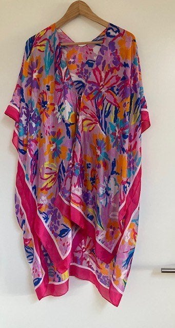 Mooie bikini Cover up kimono, Kleding | Dames, Ophalen of Verzenden, Zo goed als nieuw, Meerkleurig, Overige typen